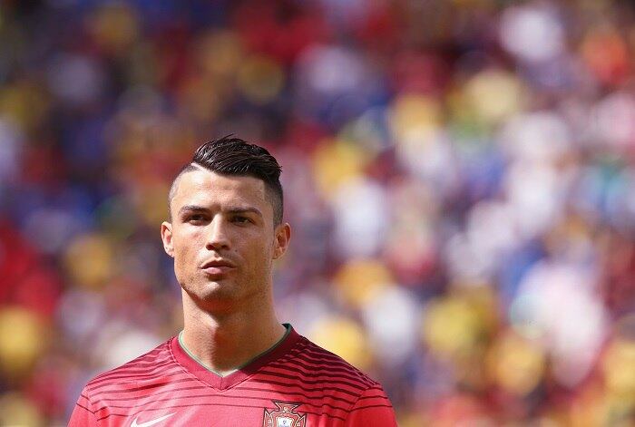 Da geração atual, podemos citar o
astro português Cristiano Ronaldo
