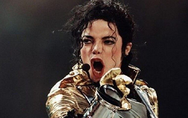 Nome da música: Billie Jean - Banda/Cantor: Michael Jakcson