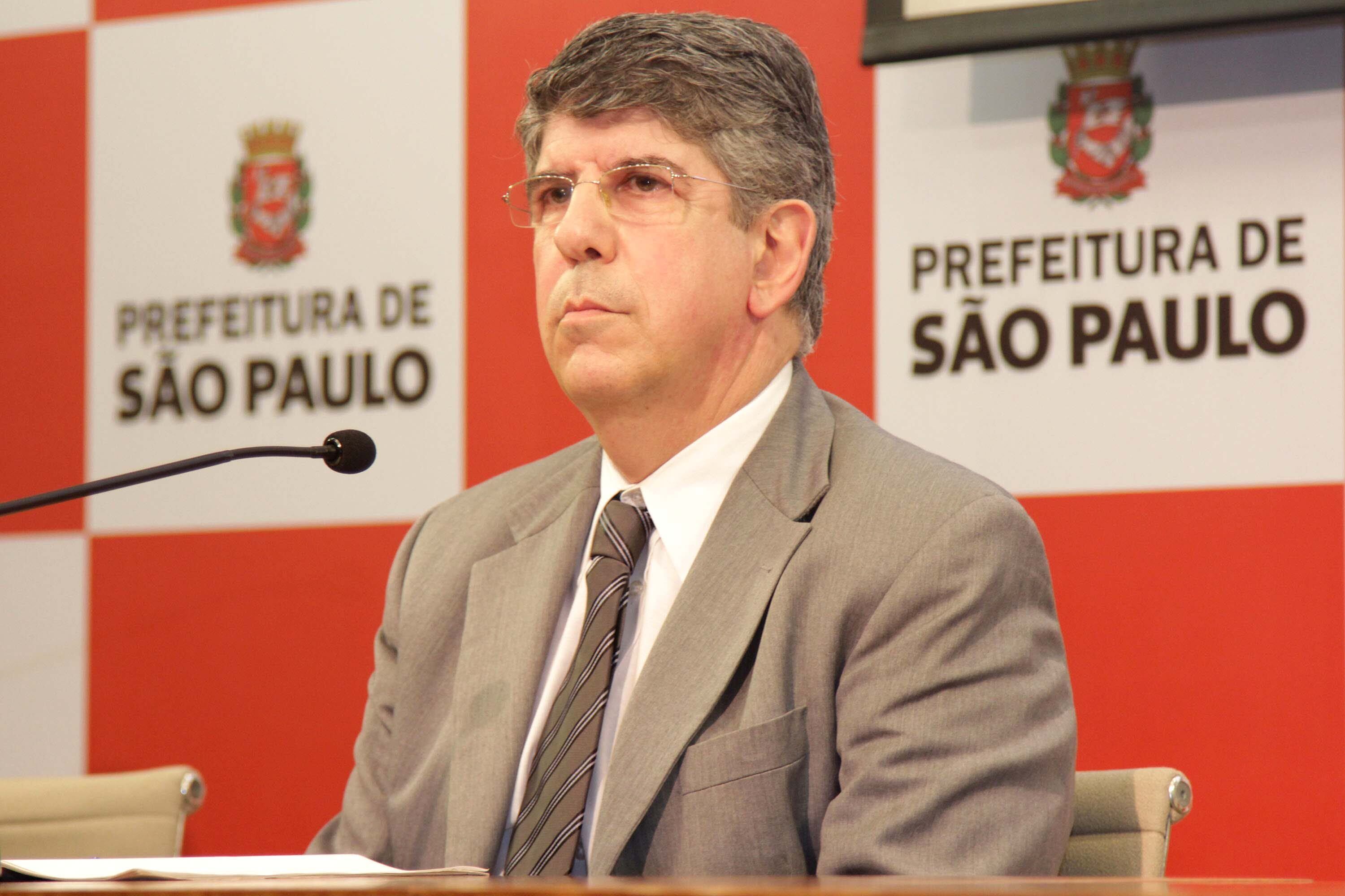Pressão sobre Antonio Donato aumentou nos últimos dias
