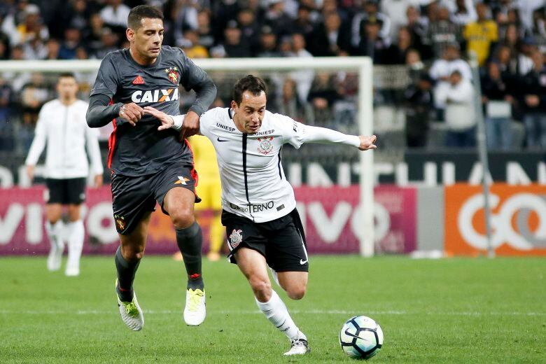 Rodriguinho marcou gol de placa no Itaquerão