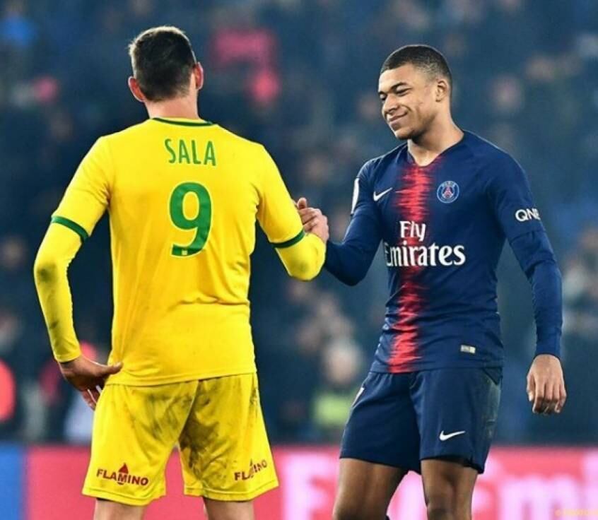 Sala e Mbappé se enfrentaram pelo Campeonato Francês
