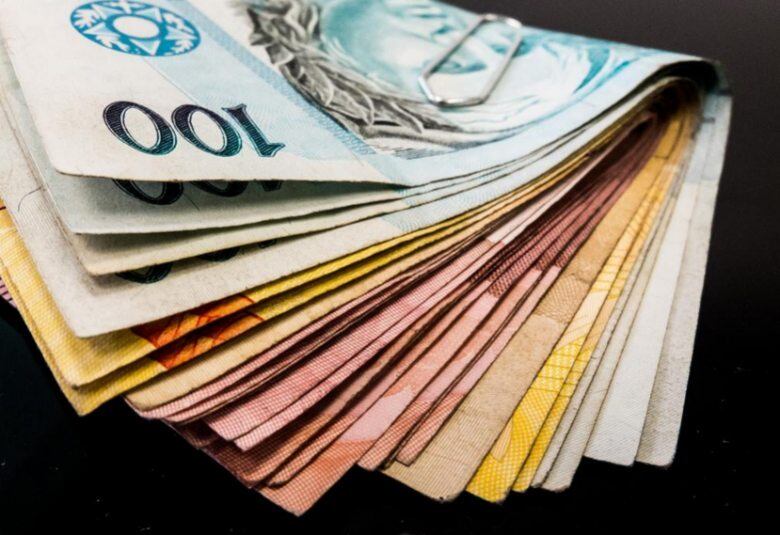 O prazo médio da dívida subiu de 4,59 anos em março para 4,67 anos em abril