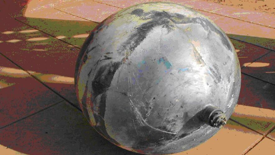 Segundo relatórios oficiais, possivelmente o objeto, que caiu em
fevereiro de 2012, era parte de um foguete francês, mas um relatório
conclusivo nunca foi emitido nem pelo governo francês e nem pelo
brasileiro