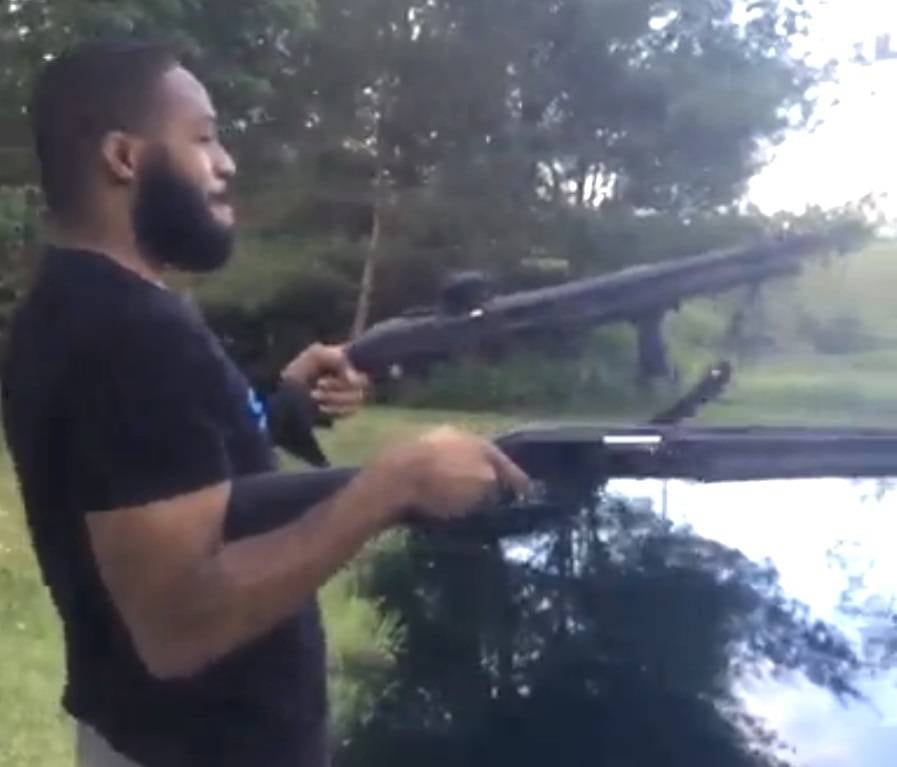 Jon Jones mostrou que aguenta o coice das armas