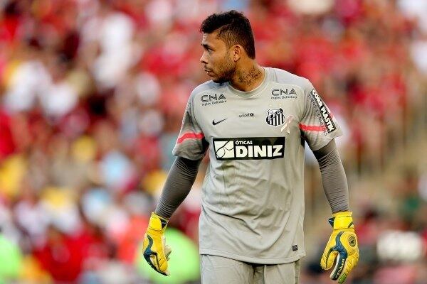 O goleiro Vladimir, reserva de Vanderlei, está no Santos desde janeiro de 2010