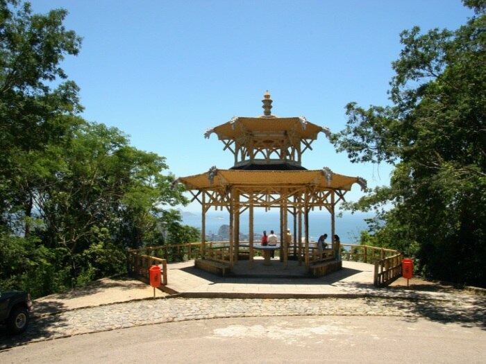 Na Vista Chinesa, no Alto da Boa Vista, é possível ver toda a Cidade Maravilhosa. Ideal para quem gosta de fotografia e de contemplar a paisagem carioca