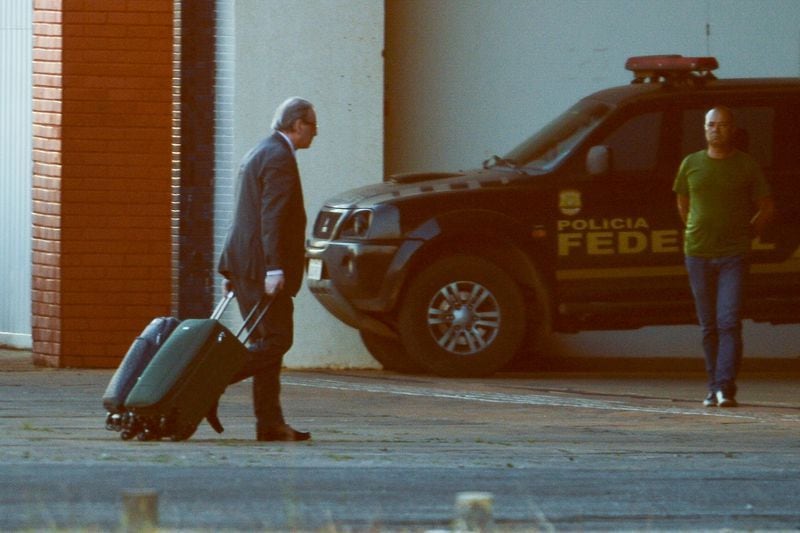 Cunha é acusado de corrupção passiva e ativa, lavagem de dinheiro e prevaricação