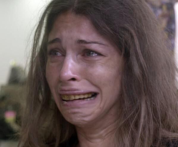 A atriz Grazi Massafera interpretando uma usuária de crack foi usada para mostrar o nível de desespero de muitos alunos que se deram conta que o exame está chegando.... 