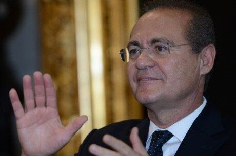 Em evento em SP, Renan disse ser favorável ao fim do voto secreto