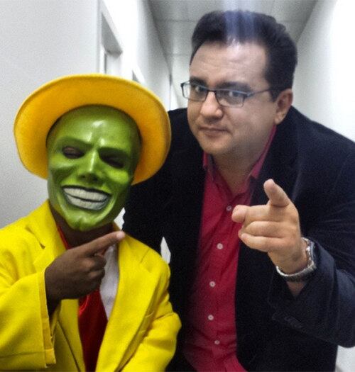 Outra caracterização de sucesso do Anão foi como o personagem Máscara
+ Dez imagens provam que A Morte é gente como a gente
