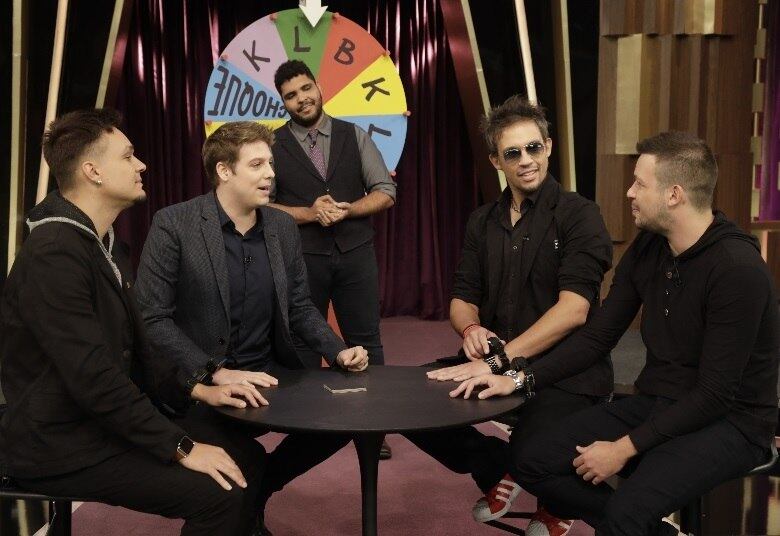 Kiko, Leandro e Bruno também se divertem em um jogo com Fábio Porchat
• VÍDEO: KLB relembra histórias hilárias da carreira