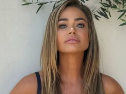 Denise Richards se casou com Aaron Phypers em 2018