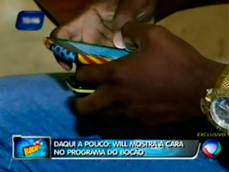 

Will ficou conhecido após um vídeo picante dele com uma
garota cair na rede. O vídeo foi gravado em junho e vasou na internet há cerca
de um mês. Depois disso, o jovem ficou "famoso" e ganhou até música.
A banda de pagode Black Style, por exemplo, não perdeu tempo e, em meio à
polêmica, gravou ‘Machuca Will’. O hit deu um novo upgrade do grupo e hoje é
uma das músicas mais tocadas na Bahia. O jovem afirmou que fez a gravação com o
consentimento da garota, uma adolescente de 16 anos. Will disse que não
divulgou o vídeo e que perdeu o aparelho celular, onde estava a gravação.
Apesar disso, o rapaz confessou que ter o vídeo exposto teve seu lado bom e
ruim

Veja também: Will diz que se surpreendeu com fama repentina
