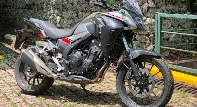 CB 500X, a versão aventureira da família com suspensão de longo curso e outras melhorias