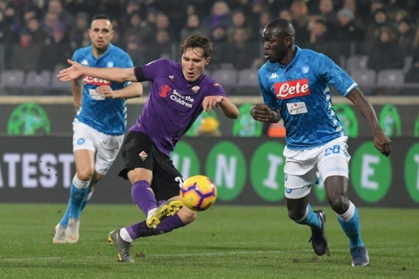 Ainda na Itália: no jogo entre Fiorentina e Napoli. No Estádio Artemio Franchi, antes de a bola rolar, também houve homenagem com um minuto de silêncio em homenagem as vítimas do CT do Flamengo.