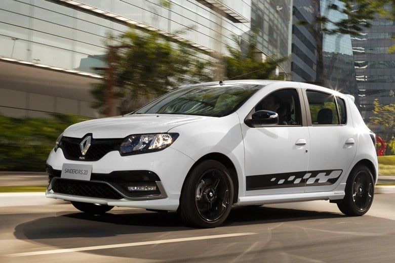 13º) Renault Sandero — 5.302 unidades