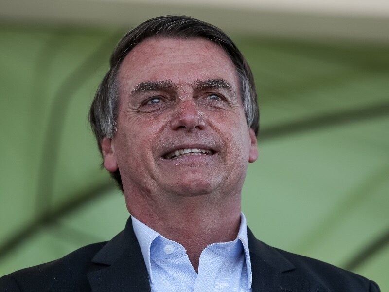Bolsonaro questiona excesso de regras