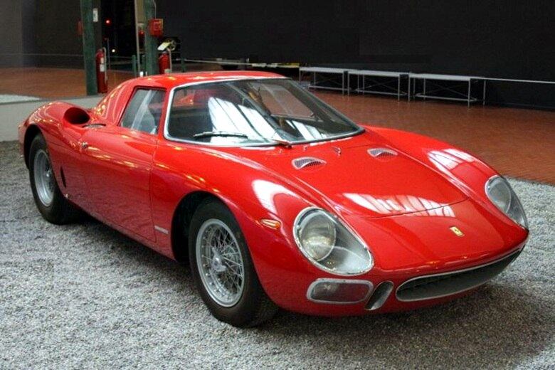 

Ferrari 250 LM
(Le Mans) — um dos primeiros carros da montadora italiana produzidos com motor
central, em 1964, ele tem propulsor V12 250 de 324 cv e foi leiloado em Nova
York (EUA), em 2013, por R$ 37,4 milhões (US$ 14,3 milhões)



Saiba tudo sobre carros! Acesse www.r7.com/carros