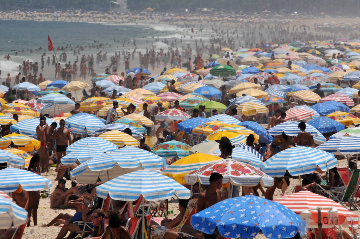 Banho de mar está liberado em Ipanema