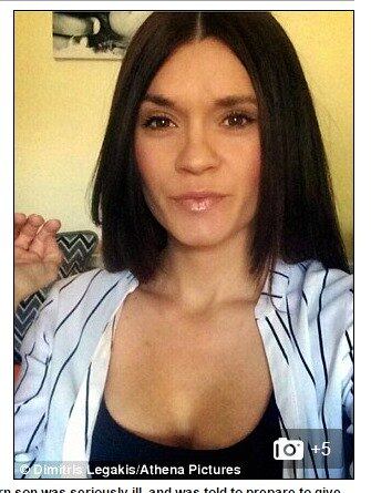 Amy teve uma
gravidez normal até a 20ª semana, quando descobriu a doença do filho. O
trabalho de parto durou seis horas

Conheça o R7 Play e assista a todos os programas da Record na íntegra!

