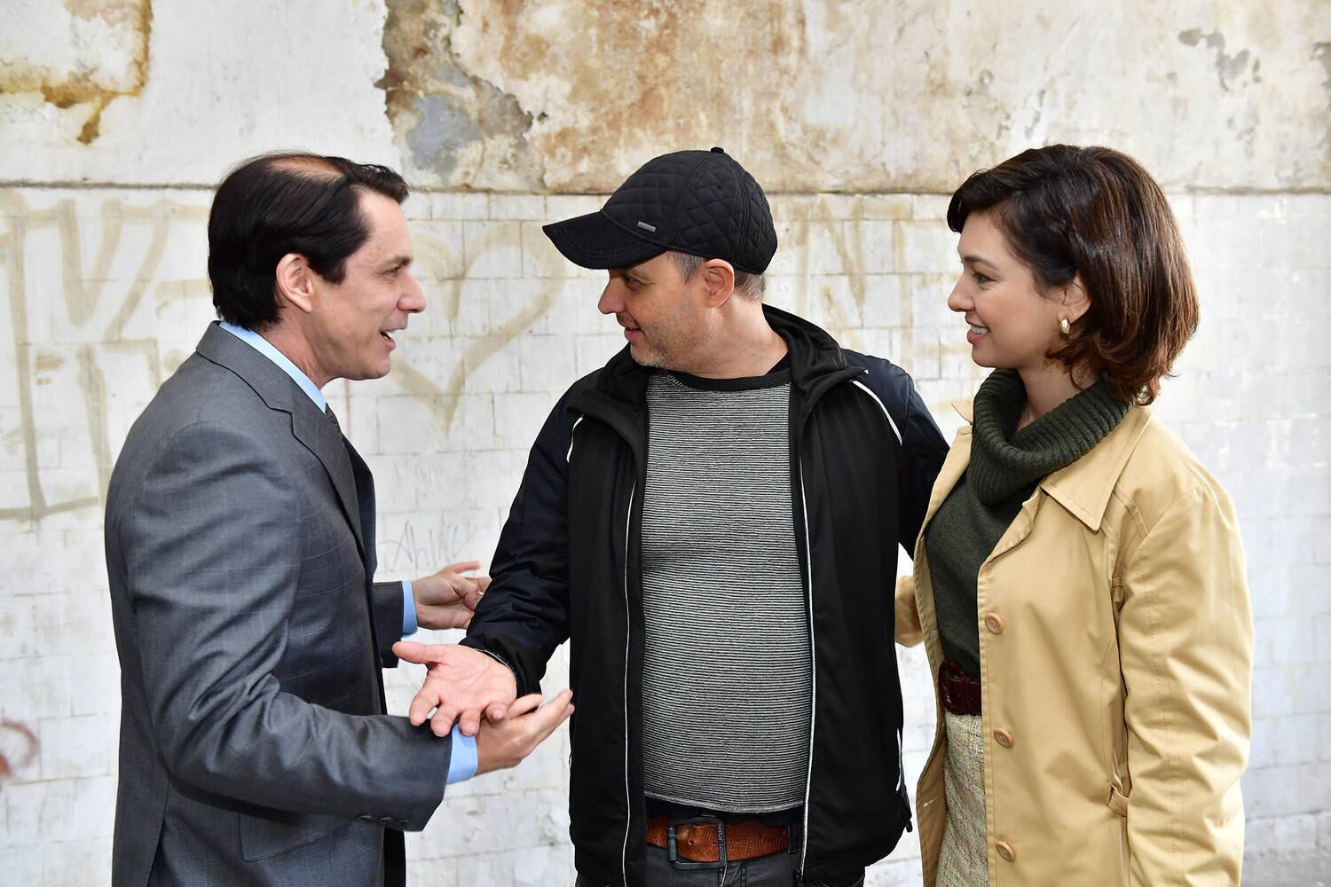 Avancini com os protagonistas de "Nada a Perder", Petrônio Gontijo e Day Mesquita