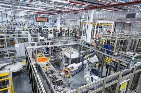 Emprego na indústria cai em setembro