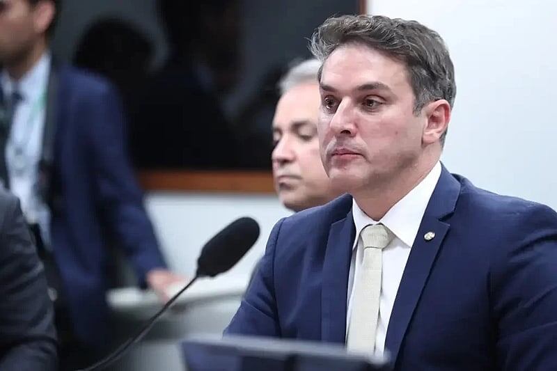 Zucco afirma estar em diálogo com os líderes partidários