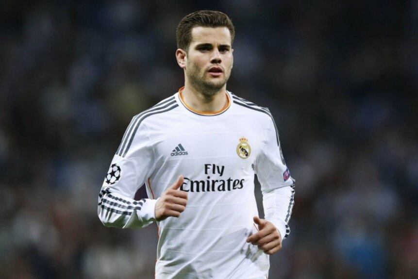 Nacho Fernández, defensor espanhol, também possuí quatro orelhudas no currículo, todas com a camisa do Real Madrid