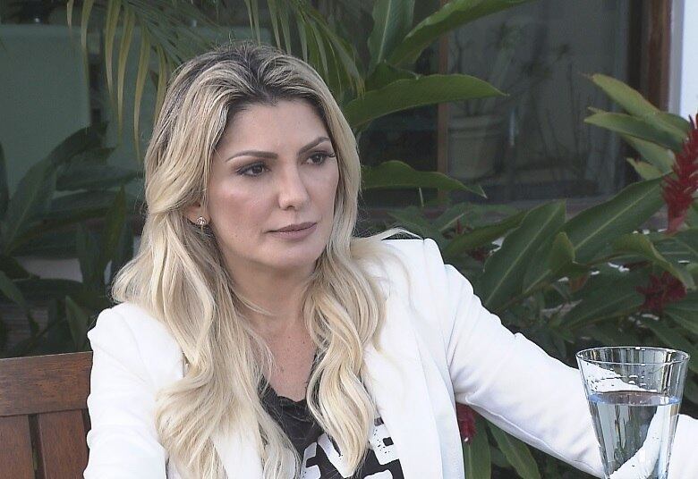 Para homenagear o marido, ela afirma que vai direcionar o valor da herança para o Centro de Saúde Marcos Paulo. "Hoje, eu posso falar isso porque sei que virá. Quanto não sei, nem quando... Se vier R$ 100 mil, vou ver como é que faço para ajudar as pessoas", explica

LEIA MAIS: Antonia Fontenelle acusa as filhas de Marcos Paulo de serem machistas
