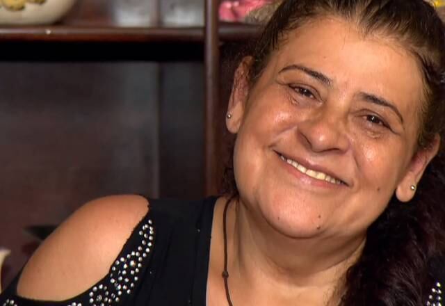 Maria Alzira Ferreira, que na primeira reportagem apareceu cansada, não estava mais tão sobrecarregada e preocupada. Com a ajuda da nora, as tarefas ficaram mais leves para todos