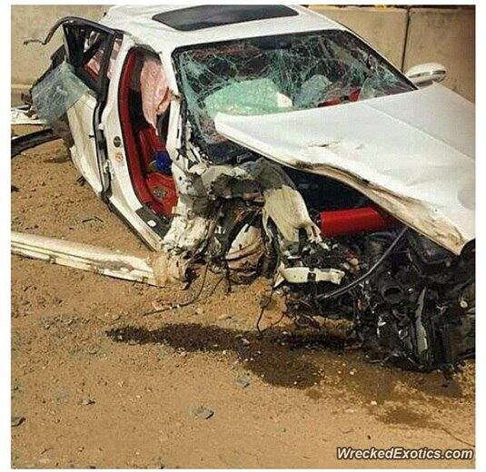 Acidentes com superesportivos