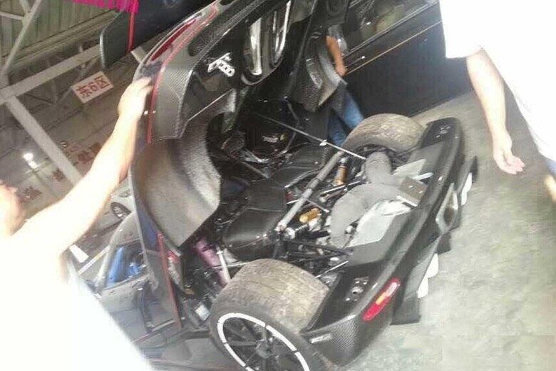 É muita potência para ficar preso, não é mesmo?