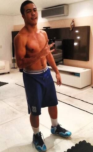 Ronald é presença garantida na mídia desde que nasceu, em 2000, na Itália. O filho de Ronaldo Fenômeno e Milene Domingues, agora, já tem 14 anos e esperar dar seus próprios passos para o sucesso