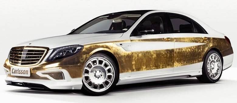 Carlsson cobriu a carroceria do sedã Mercedes-Benz Classe S com mil lâminas de ouro no valor de R$ 39 mil cada