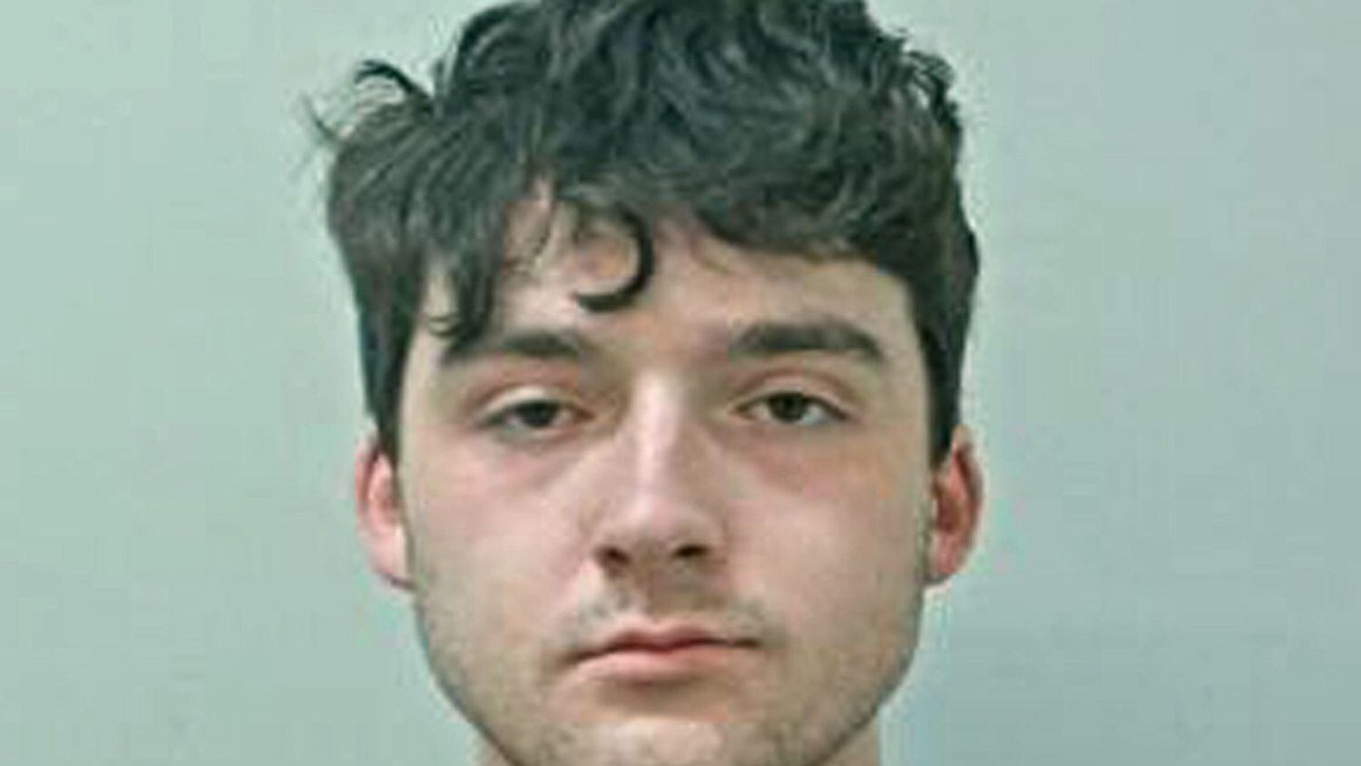 Tiernan Darnton confessou ter assassinado a mãe de seu padrasto, Mary Gregory