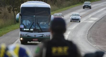 Das 153 multas a ônibus, a PRF aplicou 116 no NE