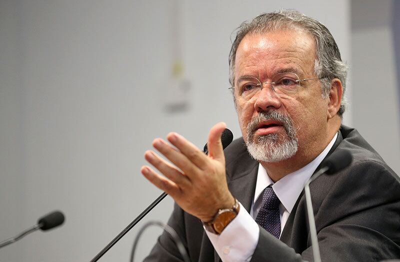 Jungmann acompanha a votação na Câmara