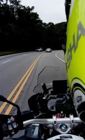 Faixa dupla deve ser respeitada sempre