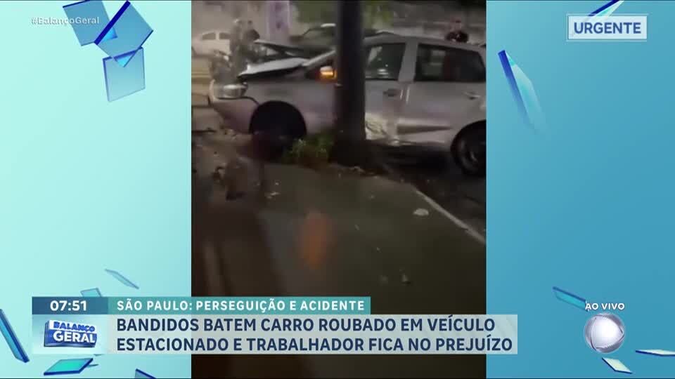 Bandidos tentam fugir da polícia e batem em carro estacionado na zona oeste de São Paulo