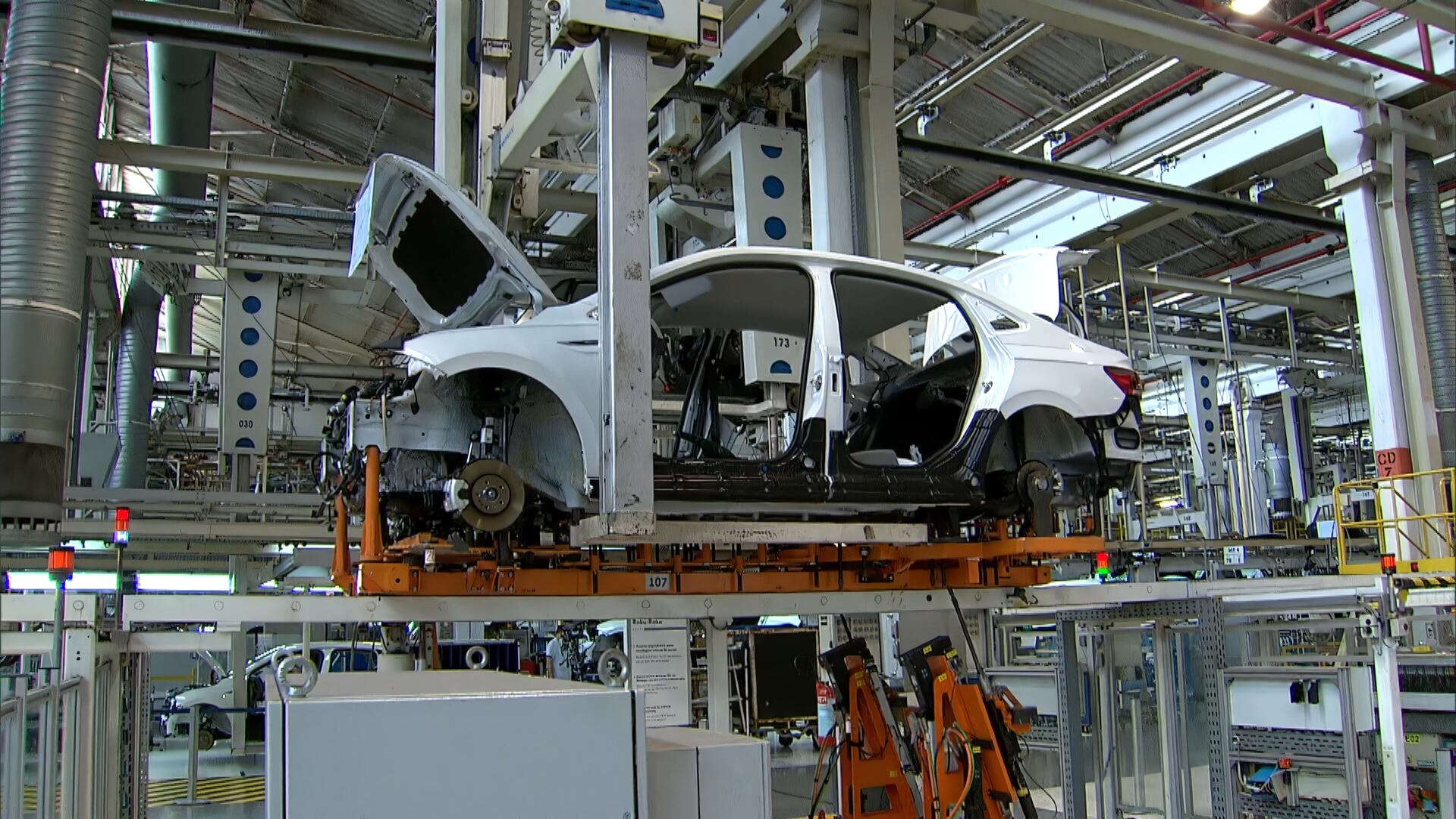 'Notícia positiva', diz economista sobre IPI verde; carro de R$ 95 mil pode custar R$ 87 mil