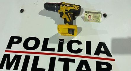 Homem teria usado furadeira para roubar vítima