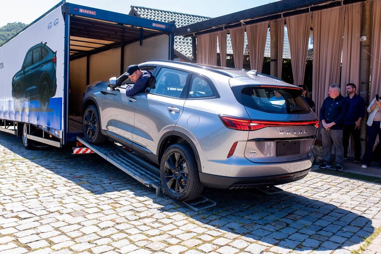 Primeiras unidades do GWM Haval H6 eram da configuração Premium HEV
