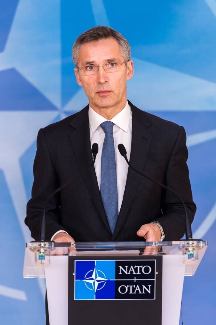 "É importante se reunir para discutir também sobre os assuntos difíceis", comentou Stoltenberg