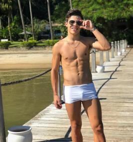 Thomaz Costa, Ex de Larissa Manoela