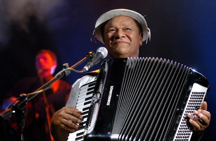 O filho de Dominguinhos comenta que sua irmã alegou à juíza que precisava alugar o apartamento do pai pois precisava de dinheiro. A juíza, por sua vez, teria permitido que ele ficasse no imóvel, contanto que arcasse com as despesas.

— Eu achei isso um absurdo!
