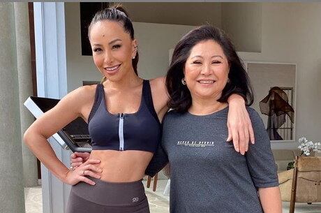 Sabrina Sato e Dona Kika conversam sobre o reality