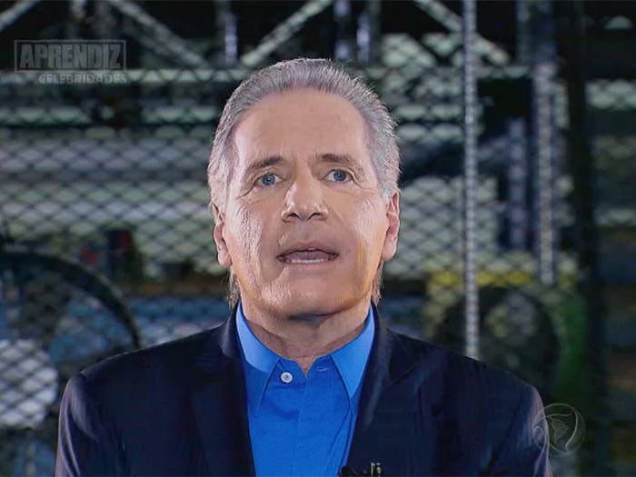 

Após as equipes anunciarem
os líderes da tarefa, Roberto Justus brincou com a escolha



— Christiano contra Raul. Essa
disputa vai ser bem interessante!

+ Aproveite e confira os vídeos do Aprendiz Celebridades

+ Já curtiu a página do Aprendiz Celebridades no Facebook? É só clicar!

+ Siga o Aprendiz Celebridades no Twitter e receba todas as notícias do programa
