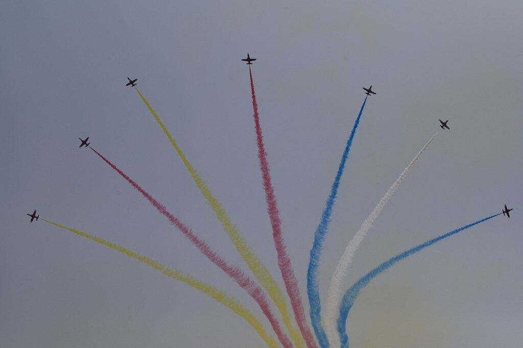 China-Airshow-Zhuhai
Chengdu Aircraft Corporation's J-10s for the People's Liberation Army Air Force (PLAAF) perform a maneuver during a flight demonstration programme at the 13th China International Aviation and Aerospace Exhibition in Zhuhai, in southern China's Guangdong province on September 28, 2021.
Noel Celis / AFP