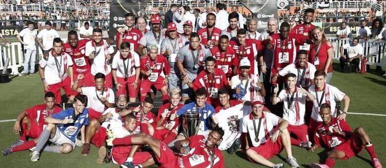 Batatais Futebol Clube: campeão em espírito esportivo da Copa São Paulo de Futebol Júnior