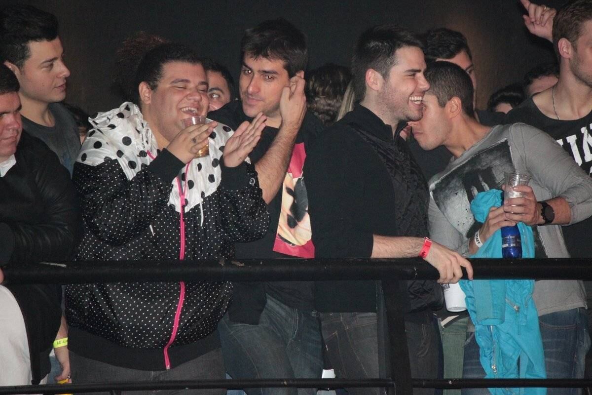 Gominho acompanhou o show das divas do funk de camarote, literalmente